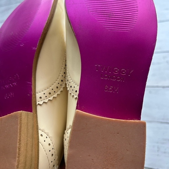 Twiggy London Cream Oxford / Loafers 6.5 - Picture 10 of 12